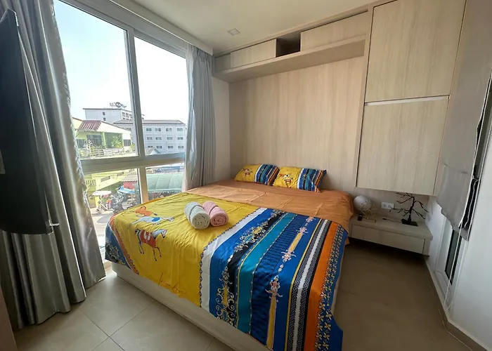 Pattaya Center Luxurious Garden Apartment 1