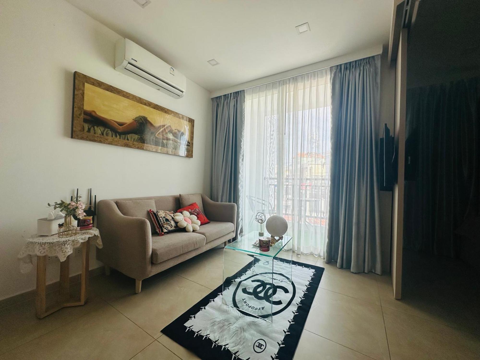 Center Luxurious Garden 1 Apartment *